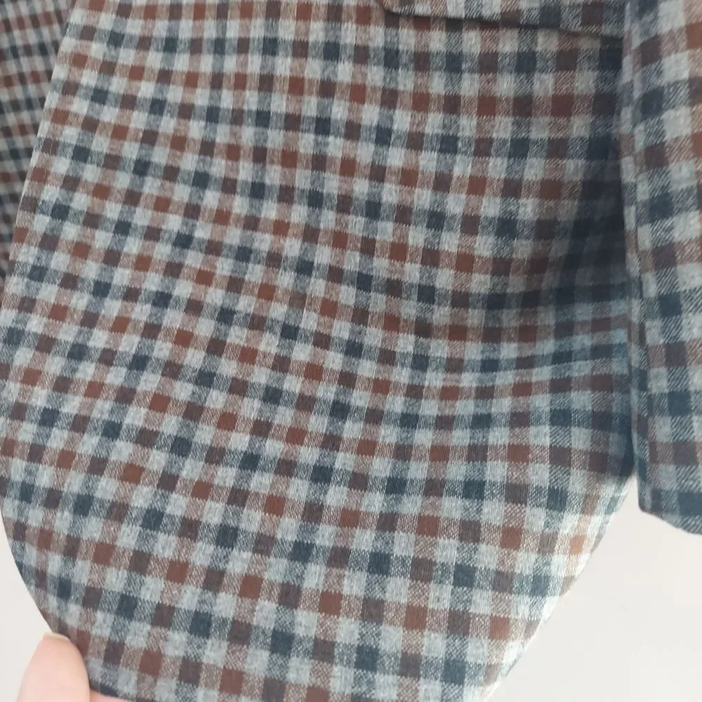 Burberry Gray, Brown, Black Plaid Blazer Jacket Cashmere Blend Sz 40 REG